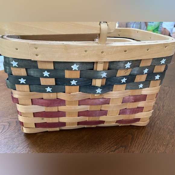 4th of July Set/2 nesting Patriotic baskets w/swing downhandle-NWOT-never used! - Picture 2 of 6